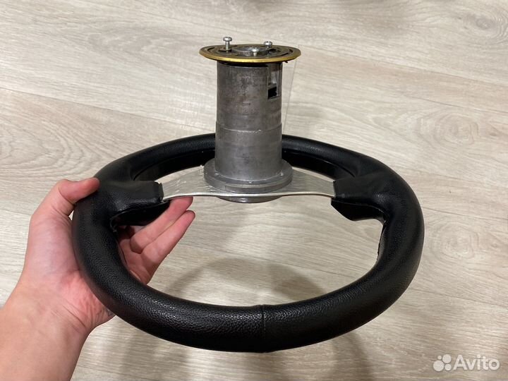 Спортивный руль T-horn R