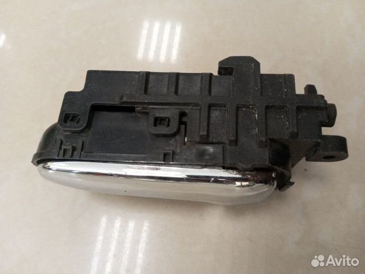 Ручка двери внутренняя левая Nissan X-Trail T30