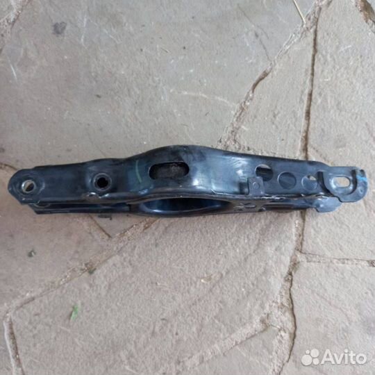 Рычаг задний Chevrolet Camaro 6 2018 84382226