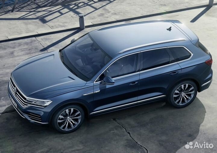 Пороги Подножки Volkswagen Touareg 2018- Premium-B