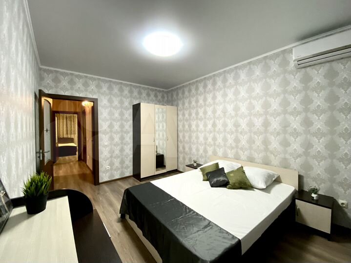 3-к. квартира, 90 м², 3/18 эт.