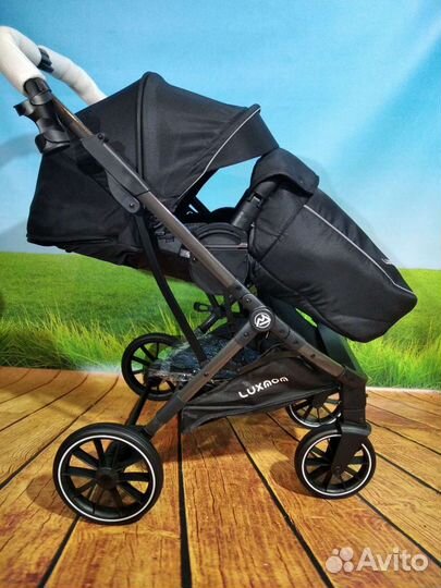 Прогулочная коляска новая с реверсивным блоком