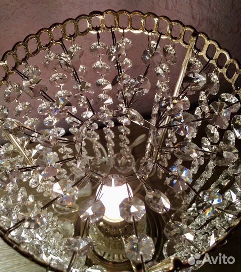 Светильник хрустальный настольный