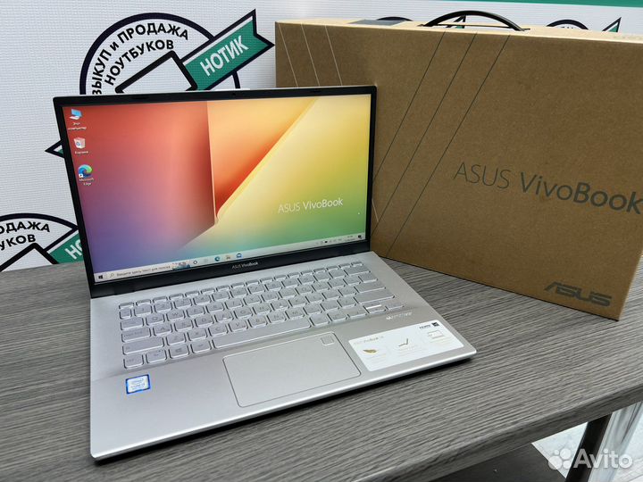 Мега ультрабук Asus Core i3-8145 DDR4 SSD 256Gb