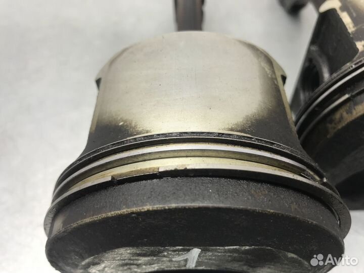 Поршень с шатуном Toyota Gaia 2001 г.в