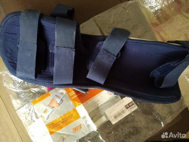 Лангетка на левый сустав медицинская