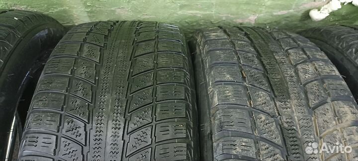 Triangle TR777 235/55 R17 103V