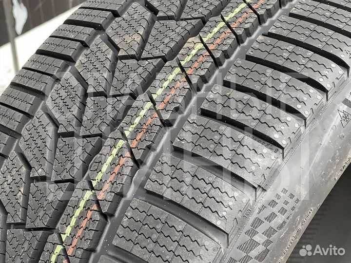 Continental WinterContact TS 860 S 265/40 R21 105V