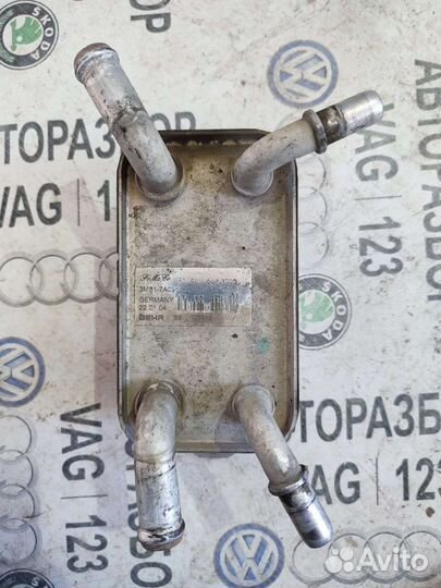 Радиатор масляный Volvo S40 2.5