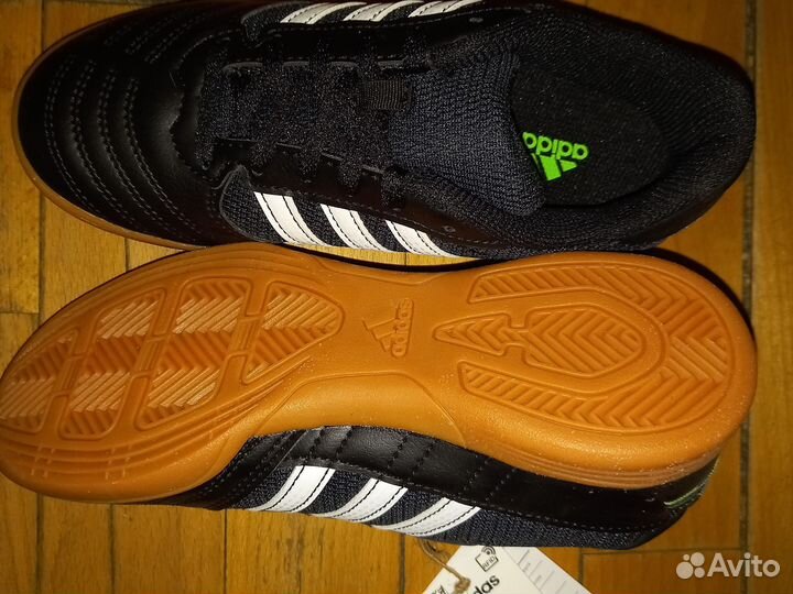 Футзалки Adidas новые