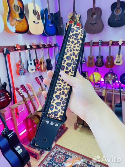 Ремень для гитары Новый