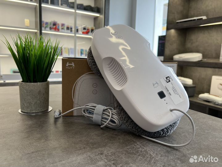 Робот для мойки окон hutt ddc55