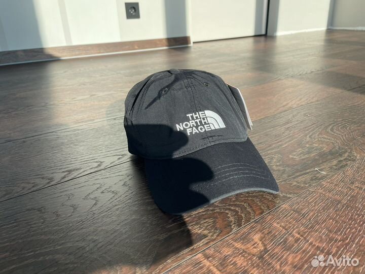 Кепка бейсболка The north face