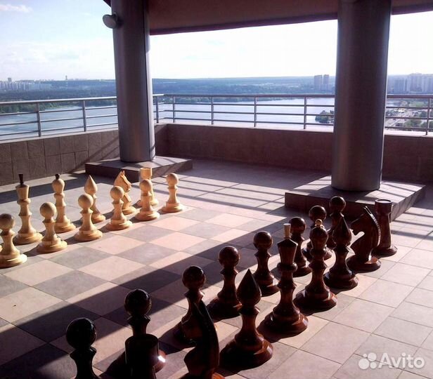 Напольные шахматы