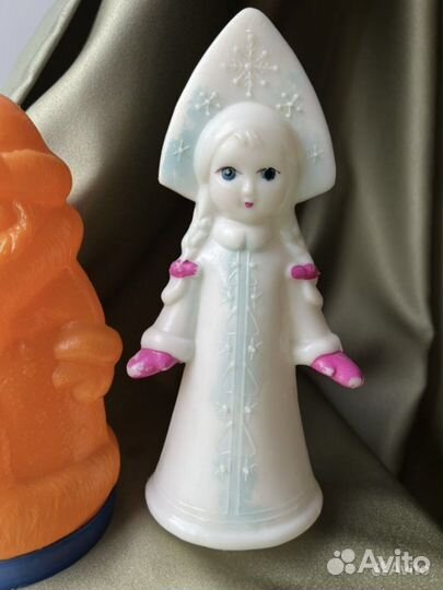 Игрушки СССР пластик Снегурочка, чебурашка
