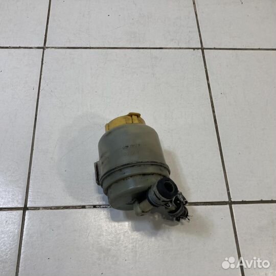 Бачок гидроусилителя Subaru Impreza 2 GD GG G11 20