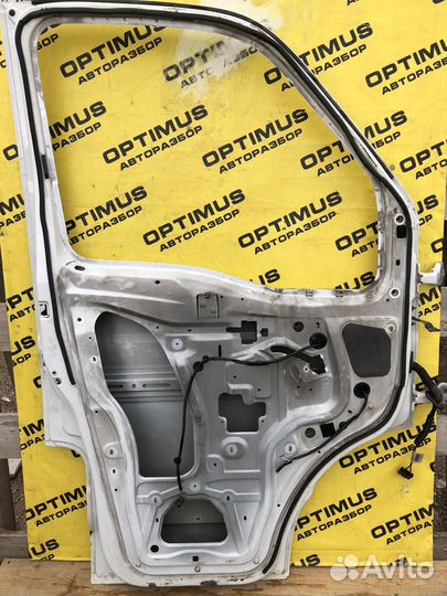 Дверь передняя левая Renault Master 2