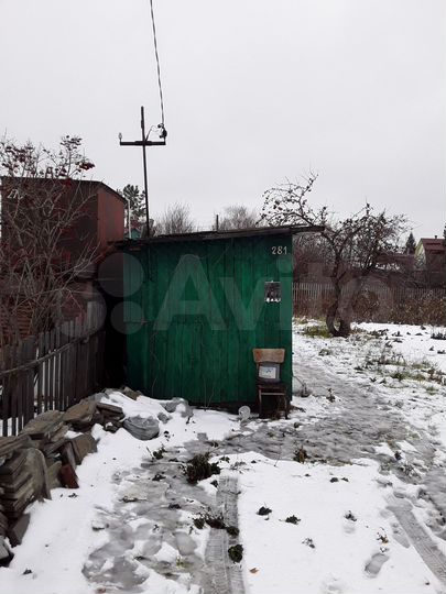 Дача 10 м² на участке 5 сот.