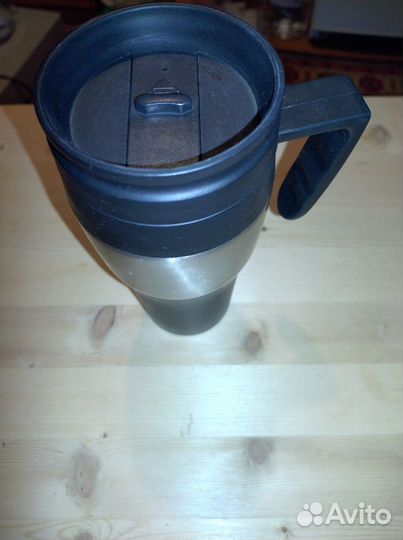 Термокружка с ручкой