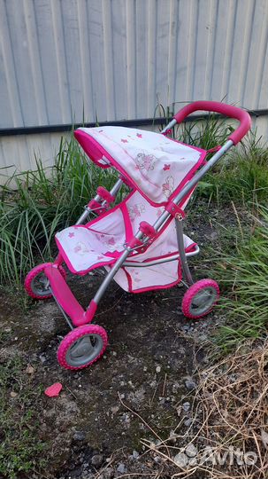 Игрушечная коляска для куклы