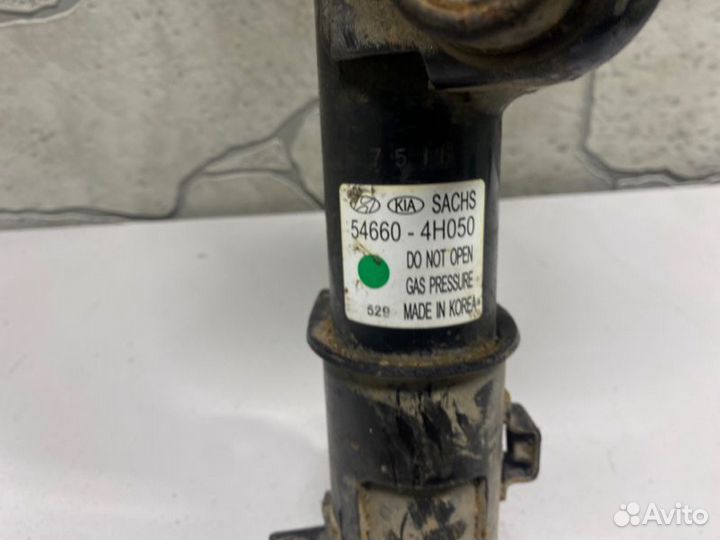 Амортизатор подвески передний правый Hyundai