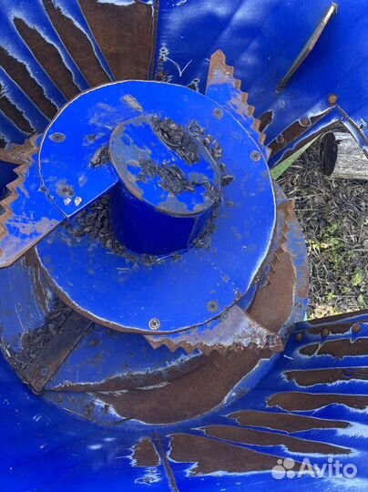 Миксер кормораздатчик