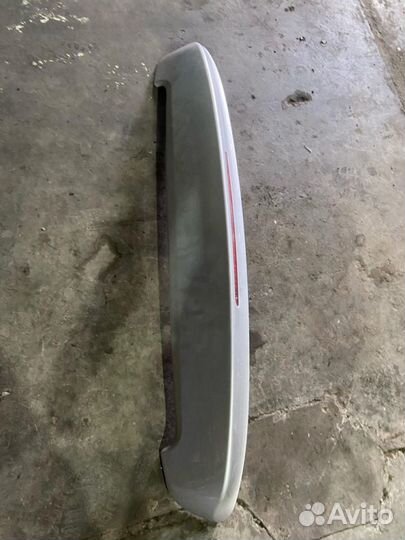 Спойлер крышки багажника Mitsubishi Airtrek (CU) 2