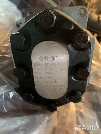 Насос подьема кузова howo