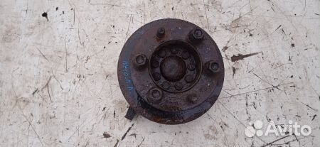 Кулак передний левый Ивеко