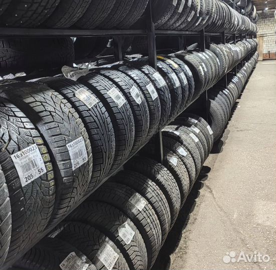 Nokian Tyres Hakkapeliitta R 215/65 R16 98M