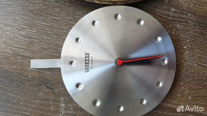 Часы настенные