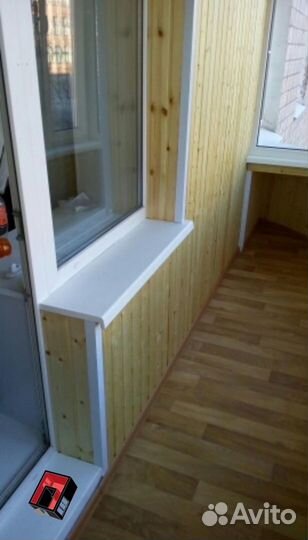 Отделка балкона вагонкой