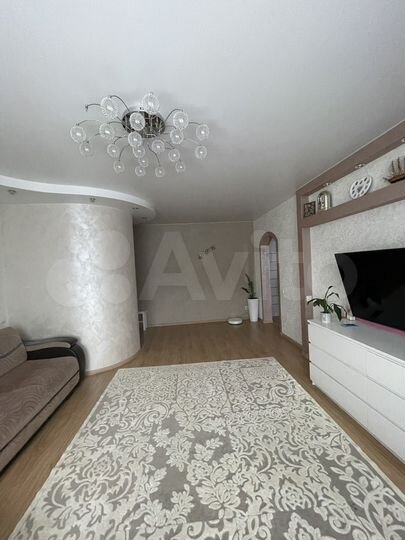 3-к. квартира, 79,8 м², 2/5 эт.