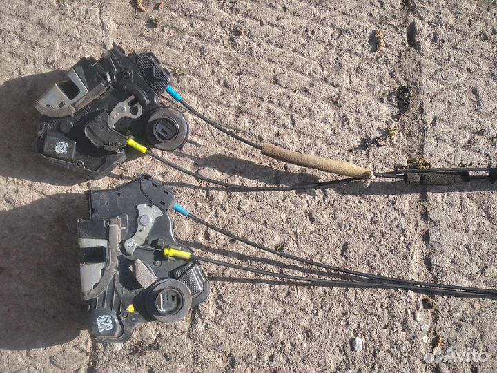 Стеклоподъёмники Тойота Авенсис 2007