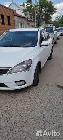 Kia Ceed 1.6 МТ, 2011, 208 000 км