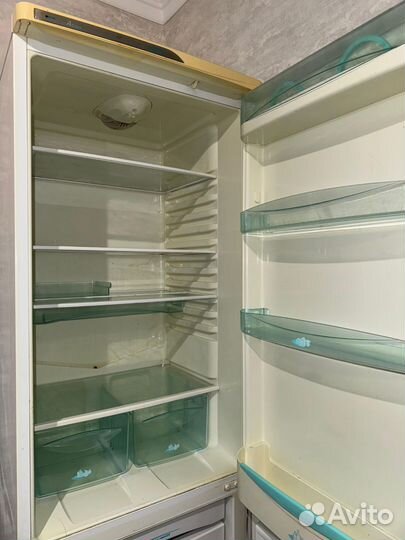 Холодильник Стинол