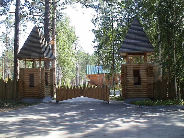 Гостиница, 1400 м²