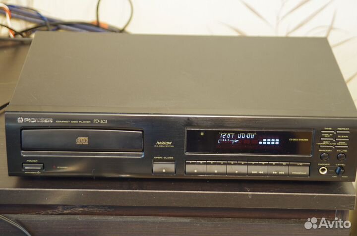 CD проигрыватель Pioneer PD-202
