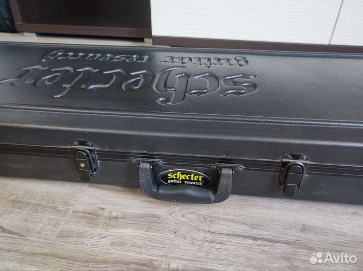 Кейс для бас гитары schecter, обмен