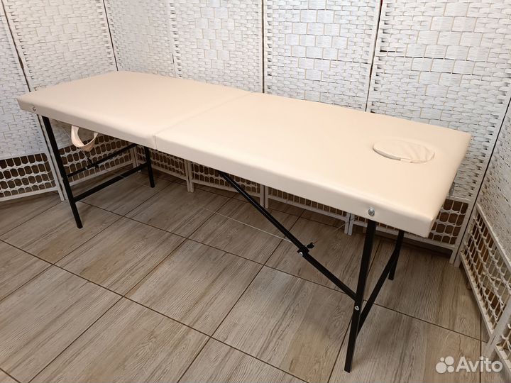 Кушетка с вырезом