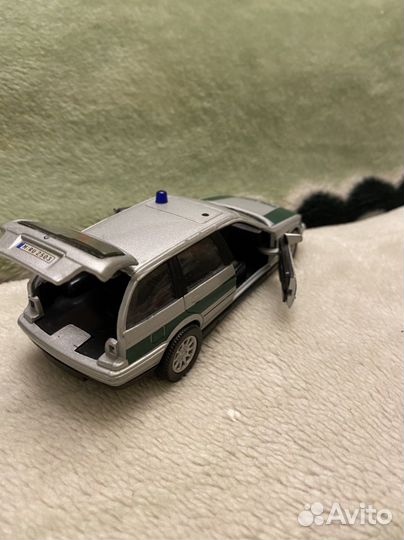 Модель а/м BMW 325i touring Polizei, Hongwell