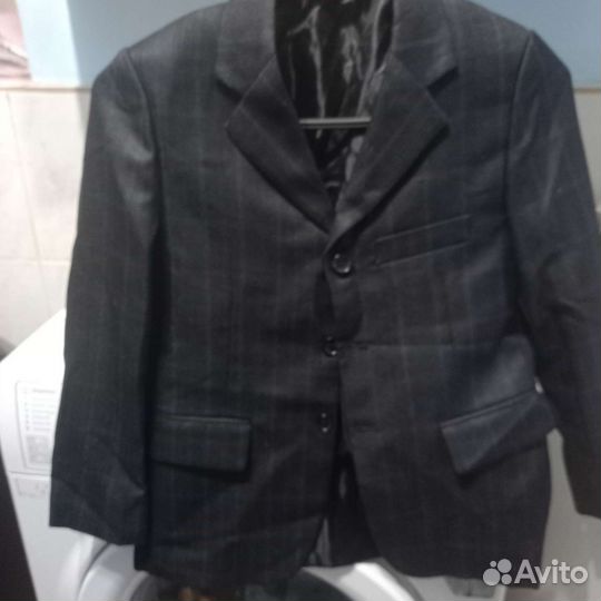 Пиджак и жилетка и брюки