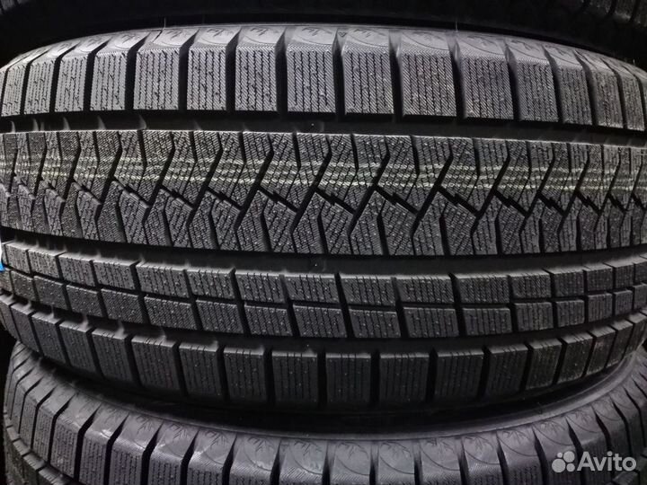 Triangle PL02 275/40 R20