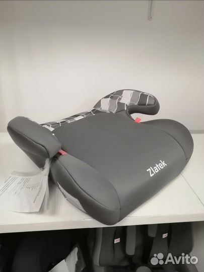 Автокресло бустер 22-36кг новый