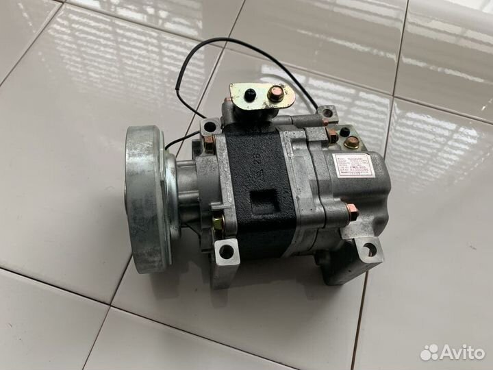 Компрессор кондиционера для Mazda 3 1,6 03-09