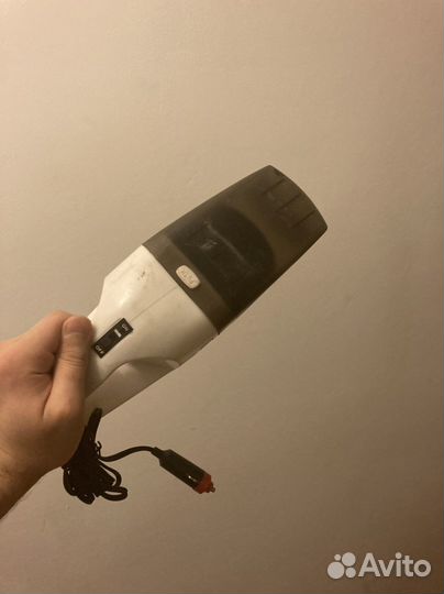 Автомобильный пылесос