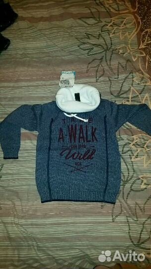 Свитер детский