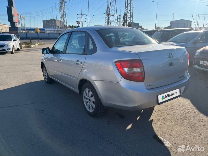 LADA Granta 1.6 МТ, 2013, 160 000 км