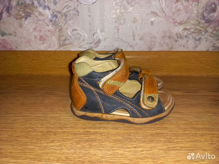 Ортопедические сандали на мальчика