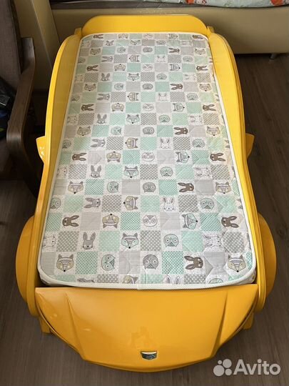 Кровать машина